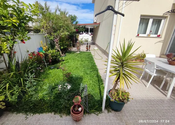 Garden House Oporto *